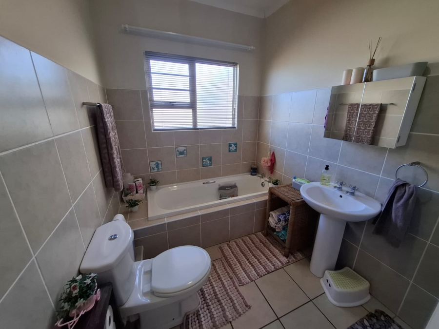 2 Bedroom Property for Sale in Gonubie Eastern Cape